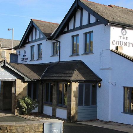 The County Lodge Carnforth Bagian luar foto