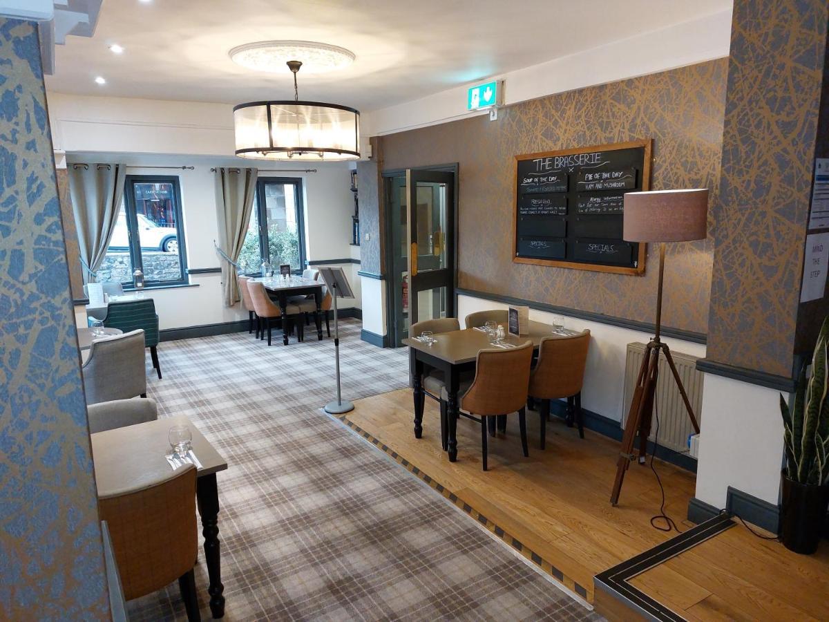 The County Lodge Carnforth Bagian luar foto