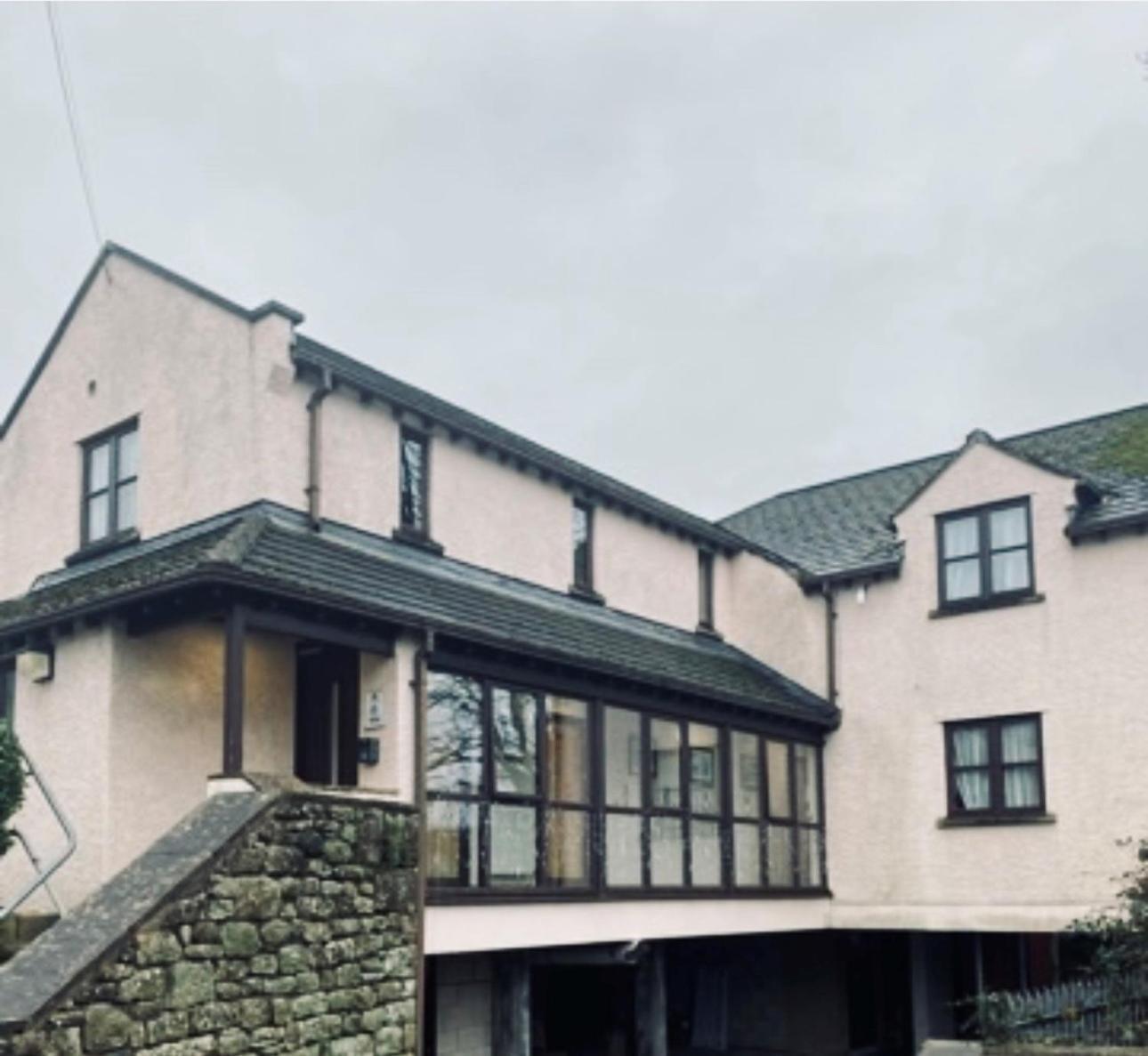 The County Lodge Carnforth Bagian luar foto
